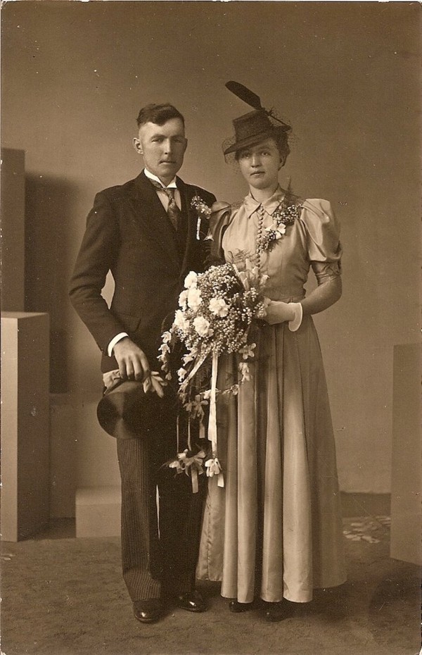 Jan Zonneveld en Margrietha Imthorn trouwfoto
