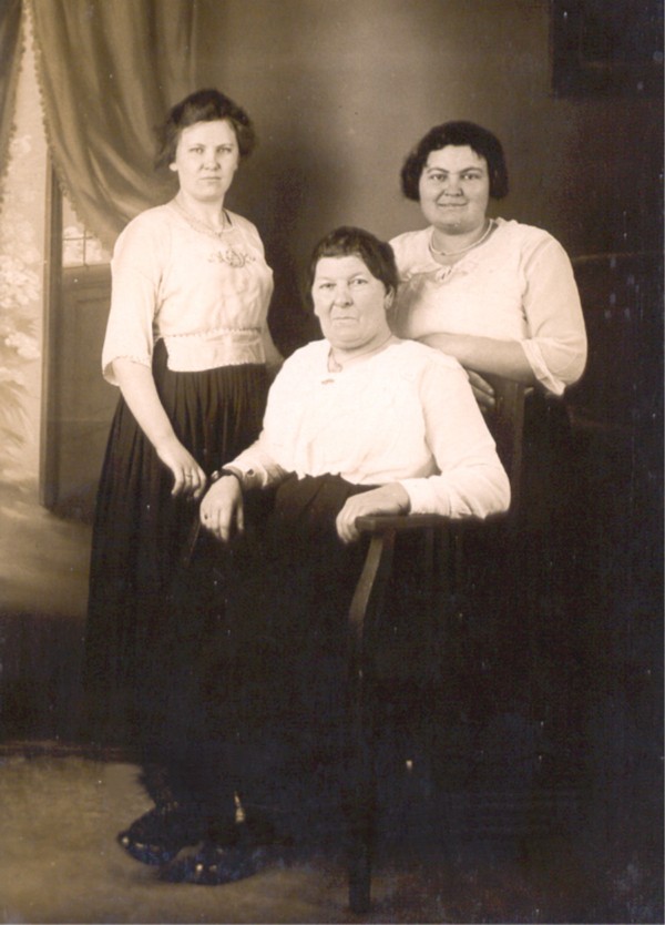 Hendrika Hornsveld, Maria Westbroek en Gijsbertha Elisabeth Hornsveld