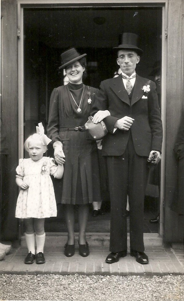 Jacob de Ruiter en Cornelia Roothart met dochter Gijsbertina de Ruiter