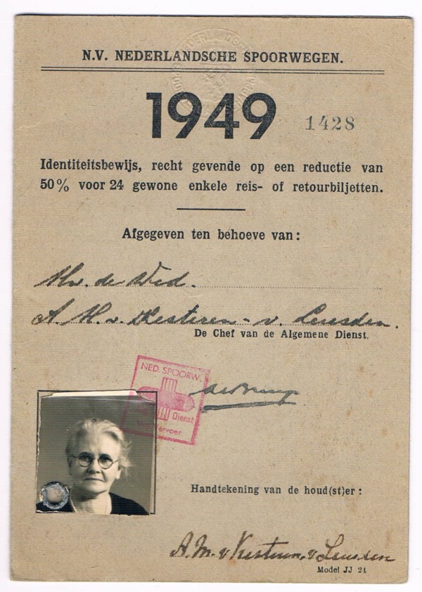 Annetha Maria van Leusden, identiteitsbewijs