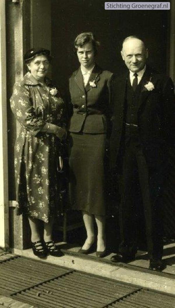 Jannetje van der Vis, kleindochter Jeannette Gerda Wilhelmina Krijt en Gerhard Krijt
