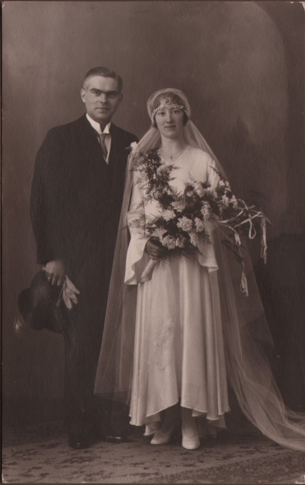 Gerrit Jozef Schouten en Wilhelmina Gijsberta Hilhorst trouwfoto