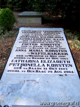 Grafmonument grafsteen Anna Maria  Wafelbakker