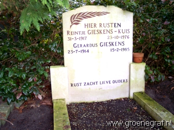 Grafmonument grafsteen Gerardus  Gieskens