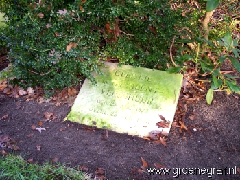 Grafmonument grafsteen Geertje van Schuur