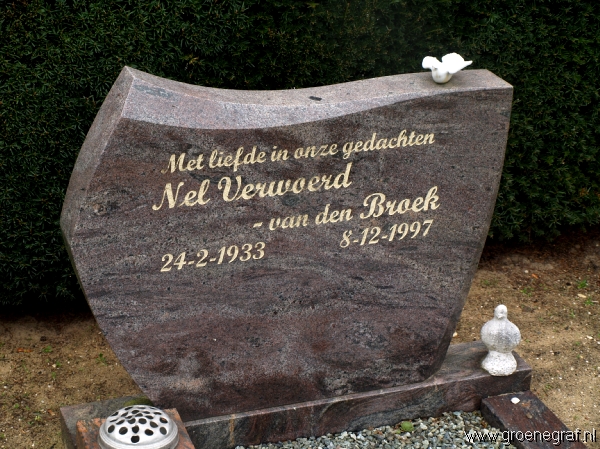 Grafmonument grafsteen Neeltje van den Broek