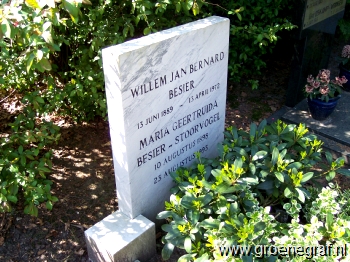 Grafmonument grafsteen Willem Jan Bernard  Besier