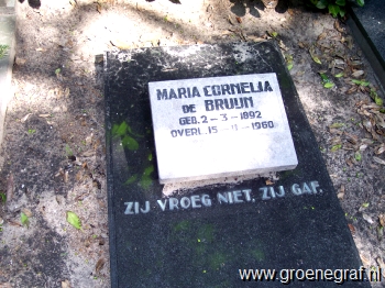 Grafmonument grafsteen Cornelia Maria de Bruijn
