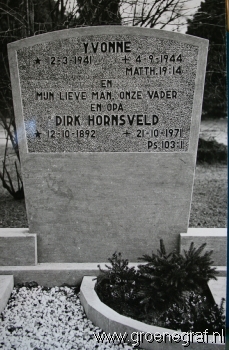 Grafmonument grafsteen Yvonne Irene Bernharda  Hornsveld