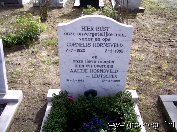 Grafmonument grafsteen Cornelis  Hornsveld