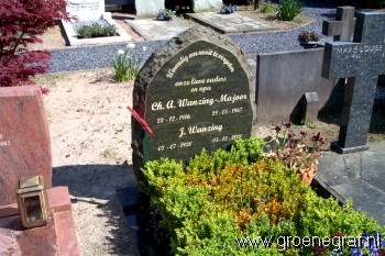 Grafmonument grafsteen Ch. A.  Majoor