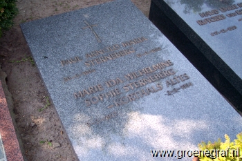 Grafmonument grafsteen Marie Ida Wilhelmine Sophie  Korthals Altes