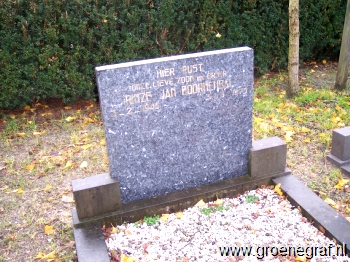 Grafmonument grafsteen Rinze Jan  Doornenbal