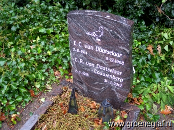 Grafmonument grafsteen E.C. van Daatselaar