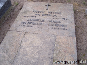 Grafmonument grafsteen Joseph Petrus van Berkum