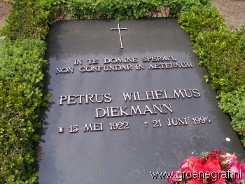 Grafmonument grafsteen Petrus Wilhelmus  Diekmann