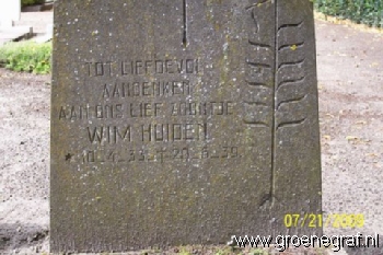 Grafmonument grafsteen Wim  Huiden