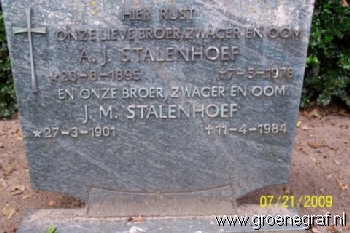 Grafmonument grafsteen Adrianus Johannes  Stalenhoef