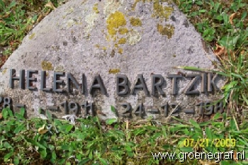 Grafmonument grafsteen Helena  Bartzik