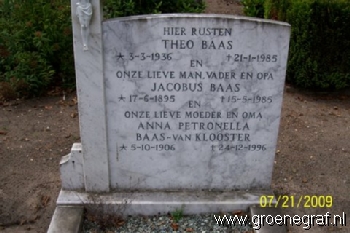 Grafmonument grafsteen Theo  Baas