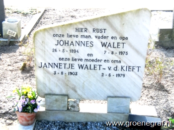 Grafmonument grafsteen Jannetje van der Kieft