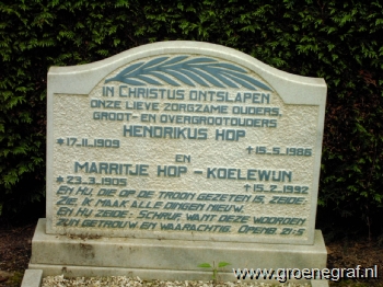 Grafmonument grafsteen Marritje  Koelewijn