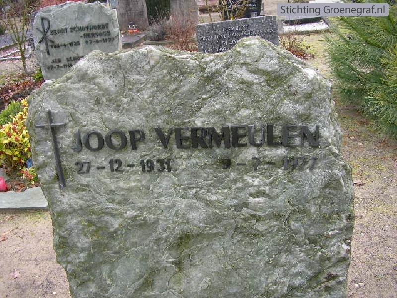 Grafmonument grafsteen J.J.  Vermeulen