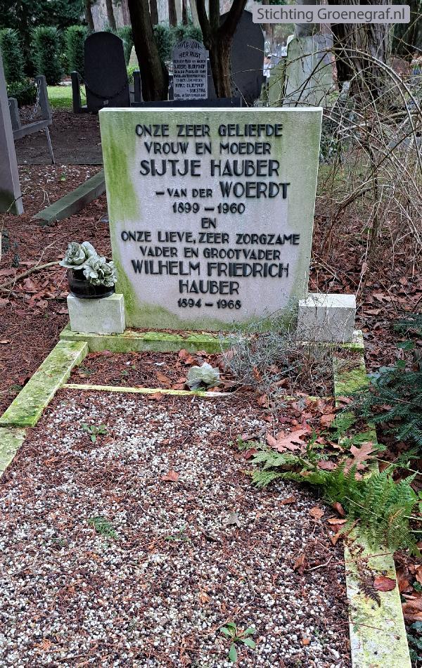 Grafmonument grafsteen Wilhelm Friedrich  Hauber