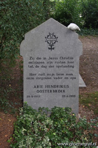 Grafmonument grafsteen Arie Hendrikus  Oosterbroek