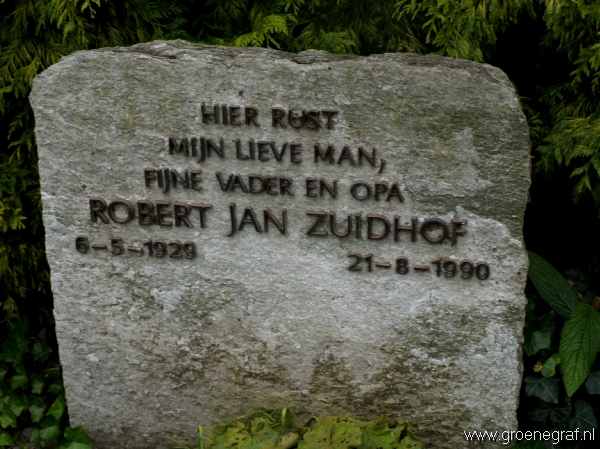 Grafmonument grafsteen Robert Jan  Zuidhof