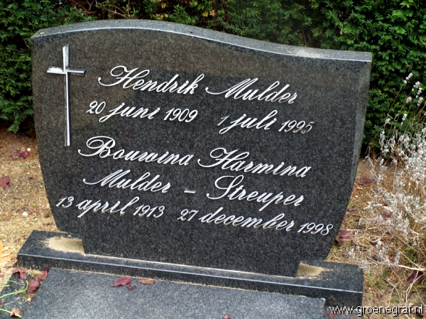 Grafmonument grafsteen Bouwina Harmina  Streuper