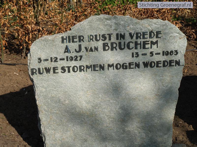 Grafmonument grafsteen A.J. van  Bruchem