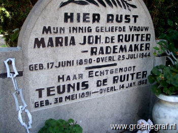 Grafmonument grafsteen Maria Johanna  Rademaker