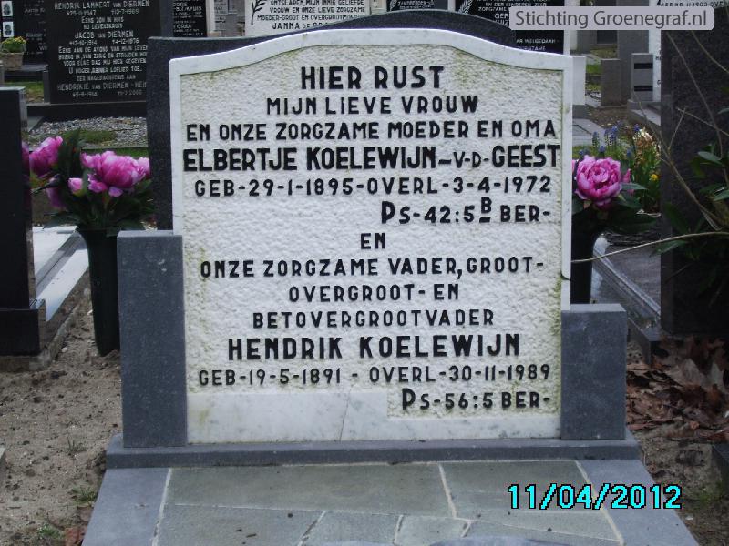 Grafmonument grafsteen Hendrik  Koelewijn
