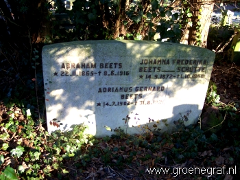 Grafmonument grafsteen Adrianus Gerhard  Beets