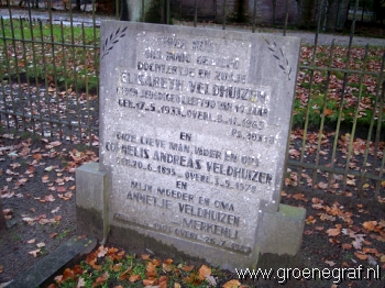 Grafmonument grafsteen Elisabeth  Veldhuizen