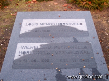 Grafmonument grafsteen Louis Mengs  Hornsveld