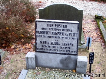 Grafmonument grafsteen Hendrik  Harmsen van der Vliet