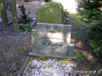 Grafmonument grafsteen Jacobus Hendrik van Es