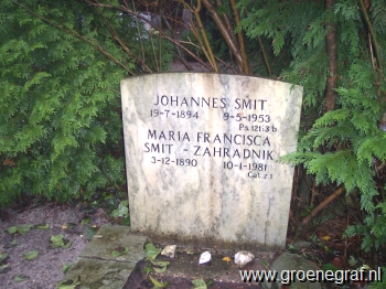 Grafmonument grafsteen Johannes  Smit