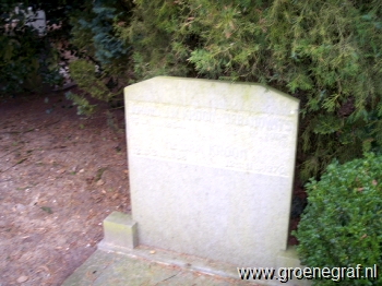 Grafmonument grafsteen Hendrik  Kroon