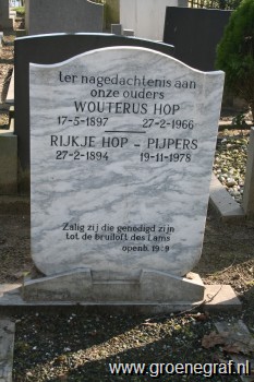 Grafmonument grafsteen Wouterus  Hop