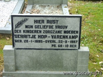 Grafmonument grafsteen Gerritje  Varenkamp