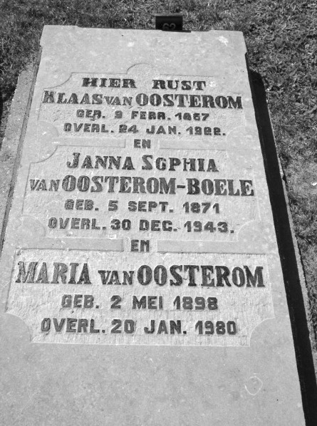 Grafmonument grafsteen Janna Sophia  Boele