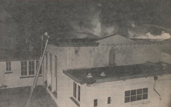 Grote brand in de voormalige Westerschool in Baarn