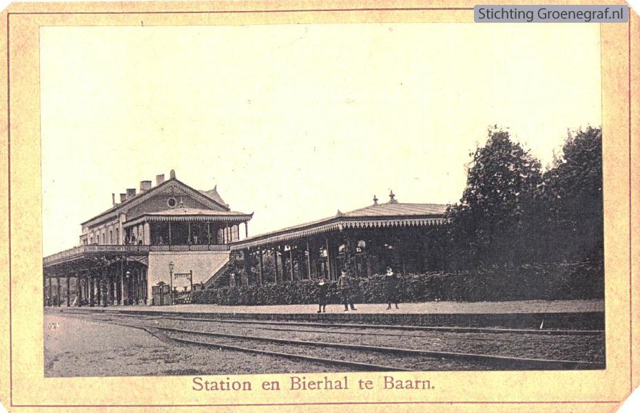 Wie, Wat, Waar: De Bierhal, Stationsplein Baarn