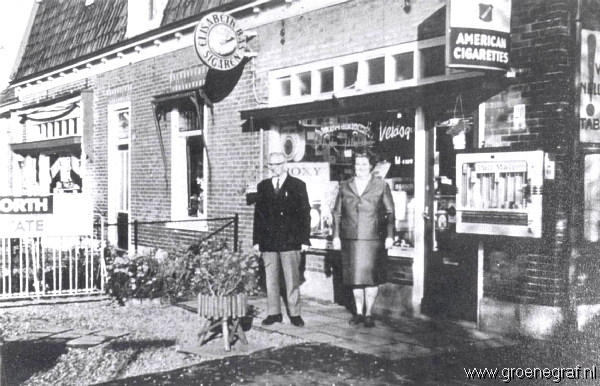 Sigarenhandel van tante Saar en Jan Aart Ligtenberg