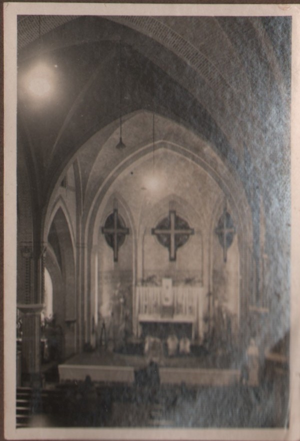 Foto  Interieur R.K. Nicolaaskerk aan de Kerkstraat in Baarn